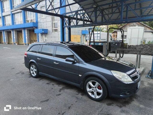 Серый Опель Вектра, объемом двигателя 1.9 л и пробегом 280 тыс. км за 4500 $, фото 1 на Automoto.ua