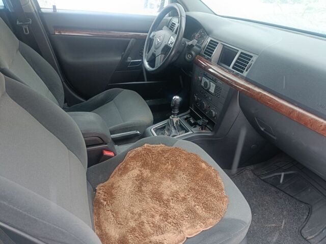 Сірий Опель Вектра, об'ємом двигуна 0 л та пробігом 400 тис. км за 2100 $, фото 5 на Automoto.ua