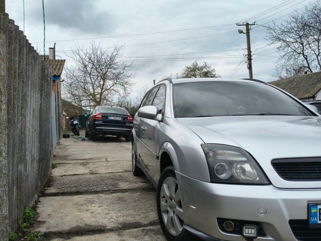 Сірий Опель Вектра, об'ємом двигуна 1.9 л та пробігом 335 тис. км за 4999 $, фото 5 на Automoto.ua