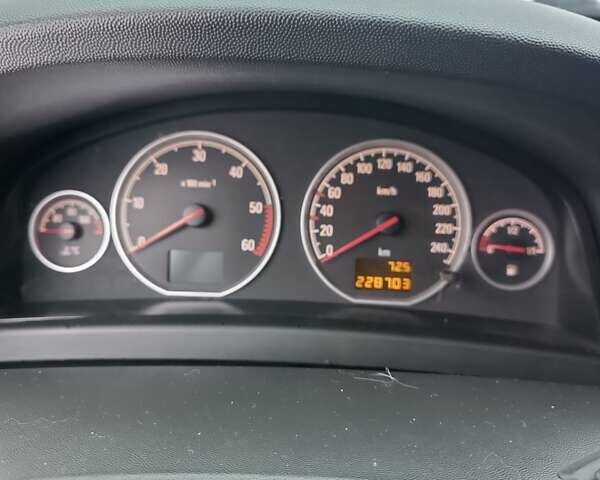 Серый Опель Вектра, объемом двигателя 2.2 л и пробегом 228 тыс. км за 4200 $, фото 15 на Automoto.ua