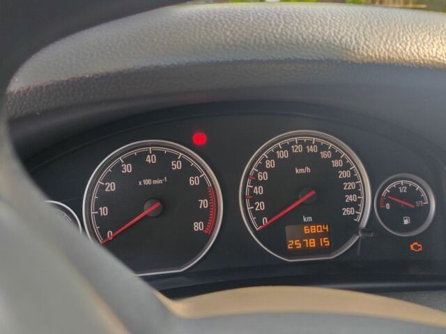 Серый Опель Вектра, объемом двигателя 2.2 л и пробегом 260 тыс. км за 3000 $, фото 4 на Automoto.ua