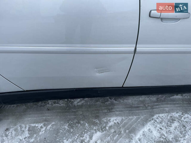 Серый Опель Вектра, объемом двигателя 1.9 л и пробегом 372 тыс. км за 3200 $, фото 4 на Automoto.ua