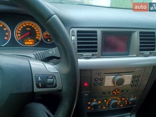 Опель Вектра 2005 в Чугуеве на Automoto.ua Серый Опель Вектра, объемом двигателя 2.2 л и пробегом 320 тыс. км за 3950 $, фото 4 на Automoto.ua