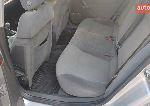 Сірий Опель Вектра, об'ємом двигуна 1.91 л та пробігом 239 тис. км за 4700 $, фото 11 на Automoto.ua