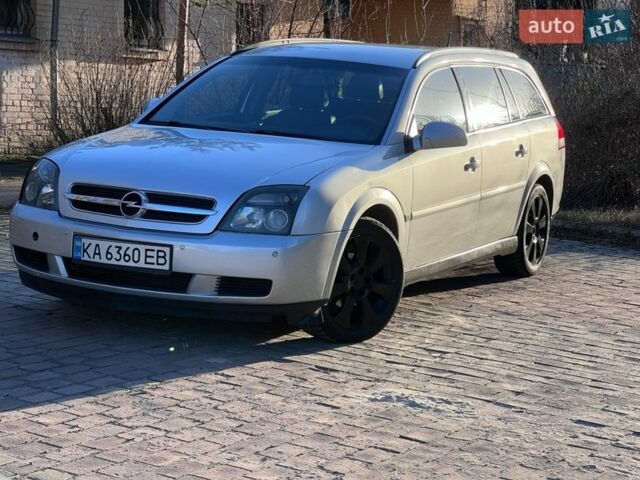 Серый Опель Вектра, объемом двигателя 2 л и пробегом 409 тыс. км за 3750 $, фото 1 на Automoto.ua