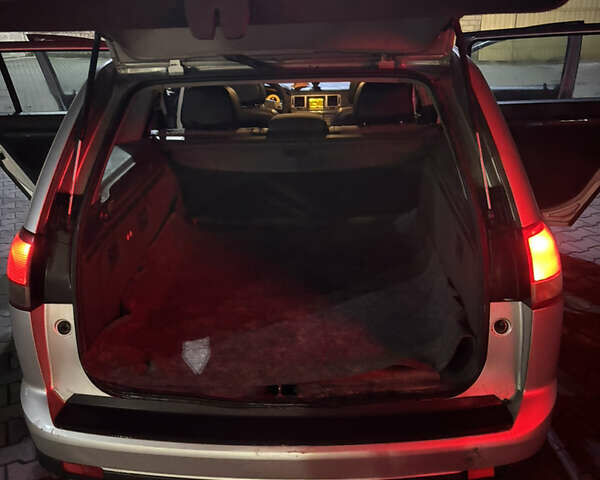 Серый Опель Вектра, объемом двигателя 1.9 л и пробегом 290 тыс. км за 3900 $, фото 3 на Automoto.ua