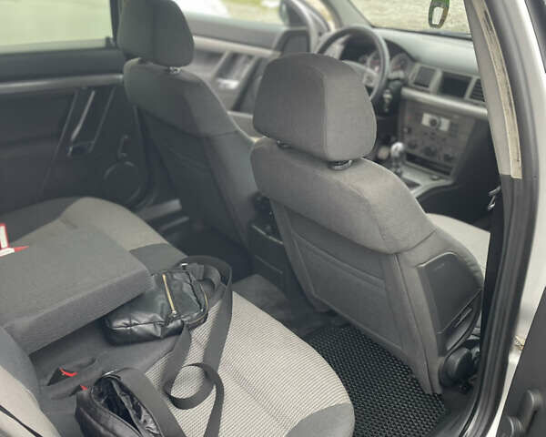 Сірий Опель Вектра, об'ємом двигуна 1.8 л та пробігом 276 тис. км за 4999 $, фото 4 на Automoto.ua