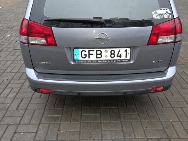 Серый Опель Вектра, объемом двигателя 2 л и пробегом 383 тыс. км за 2750 $, фото 3 на Automoto.ua