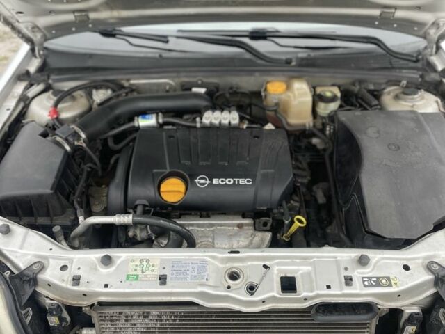 Сірий Опель Вектра, об'ємом двигуна 1.8 л та пробігом 274 тис. км за 4999 $, фото 7 на Automoto.ua