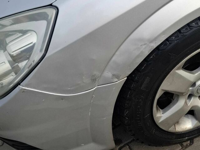 Сірий Опель Вектра, об'ємом двигуна 1.8 л та пробігом 270 тис. км за 4300 $, фото 9 на Automoto.ua