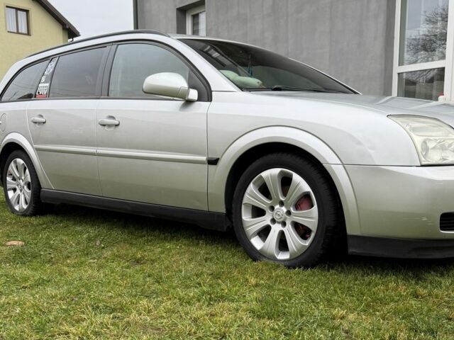 Серый Опель Вектра, объемом двигателя 2 л и пробегом 380 тыс. км за 4700 $, фото 1 на Automoto.ua