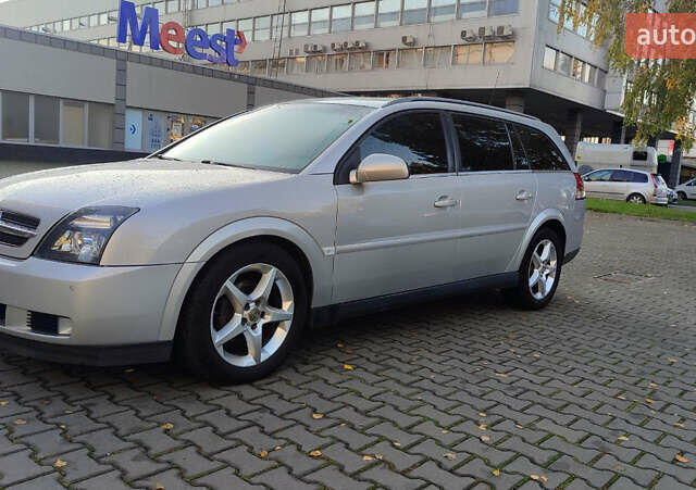 Сірий Опель Вектра, об'ємом двигуна 1.91 л та пробігом 239 тис. км за 4700 $, фото 1 на Automoto.ua