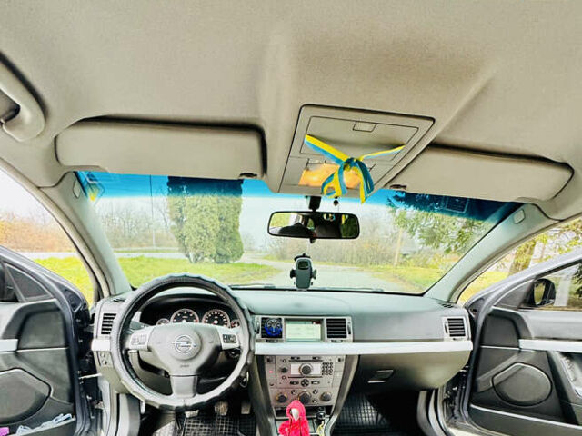 Сірий Опель Вектра, об'ємом двигуна 1.91 л та пробігом 336 тис. км за 4700 $, фото 7 на Automoto.ua