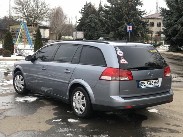 Сірий Опель Вектра, об'ємом двигуна 2.2 л та пробігом 291 тис. км за 4100 $, фото 3 на Automoto.ua