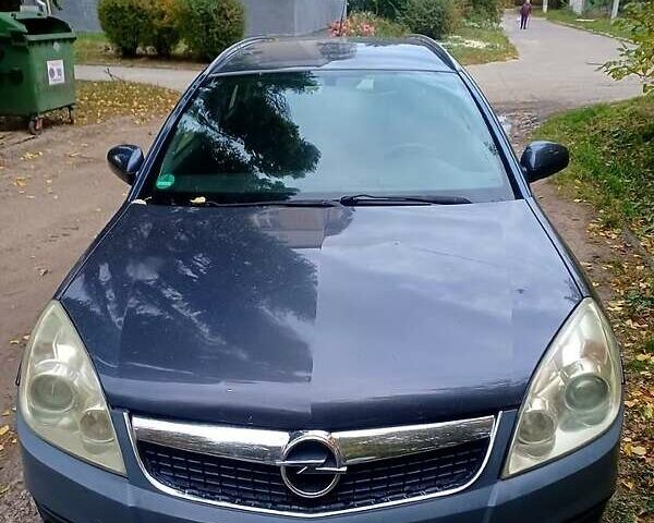Опель Вектра 2005 в Чугуеве на Automoto.ua Серый Опель Вектра, объемом двигателя 2.2 л и пробегом 320 тыс. км за 3950 $, фото 1 на Automoto.ua