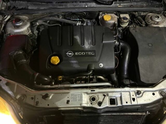 Серый Опель Вектра, объемом двигателя 1.9 л и пробегом 290 тыс. км за 3900 $, фото 3 на Automoto.ua