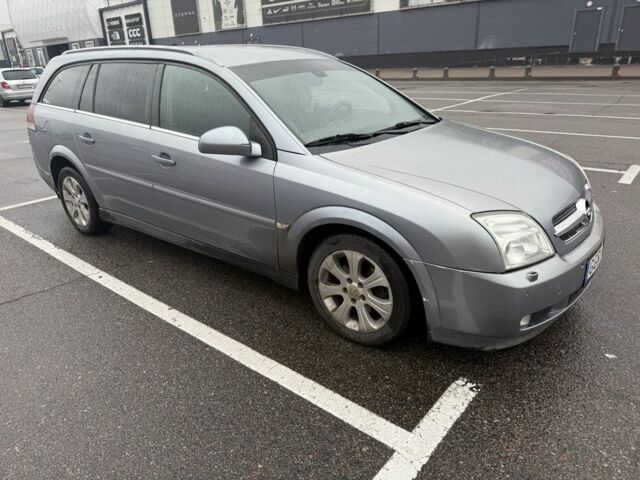 Серый Опель Вектра, объемом двигателя 1.9 л и пробегом 329 тыс. км за 2200 $, фото 1 на Automoto.ua