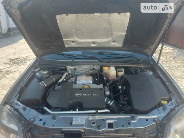 Серый Опель Вектра, объемом двигателя 2.17 л и пробегом 205 тыс. км за 3999 $, фото 13 на Automoto.ua
