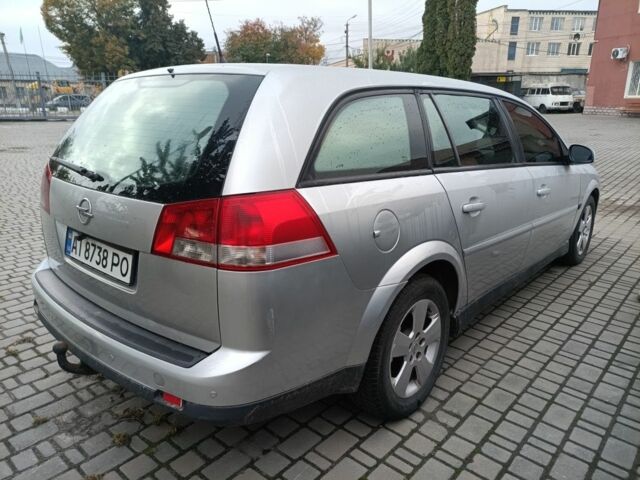 Серый Опель Вектра, объемом двигателя 2.2 л и пробегом 295 тыс. км за 3050 $, фото 2 на Automoto.ua