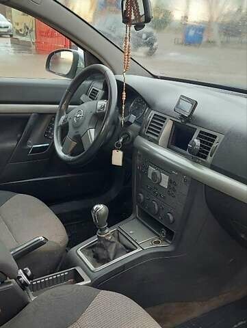 Серый Опель Вектра, объемом двигателя 2.2 л и пробегом 287 тыс. км за 4000 $, фото 12 на Automoto.ua