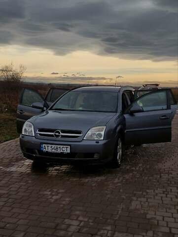 Серый Опель Вектра, объемом двигателя 2.2 л и пробегом 287 тыс. км за 4000 $, фото 3 на Automoto.ua