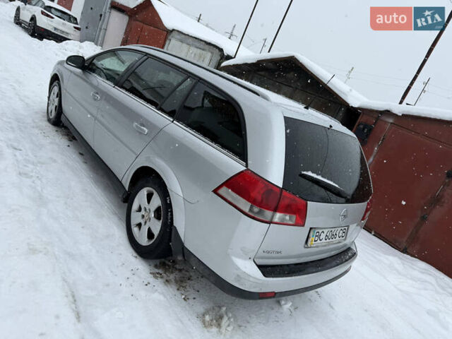 Серый Опель Вектра, объемом двигателя 1.91 л и пробегом 320 тыс. км за 2599 $, фото 5 на Automoto.ua