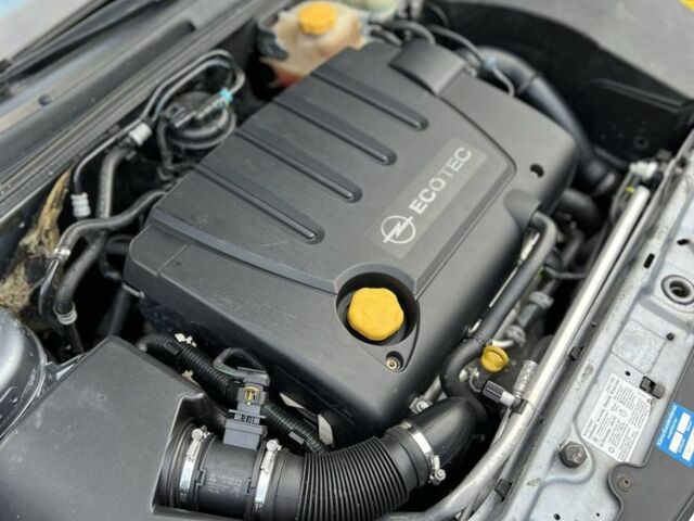 Серый Опель Вектра, объемом двигателя 1.9 л и пробегом 228 тыс. км за 5450 $, фото 22 на Automoto.ua