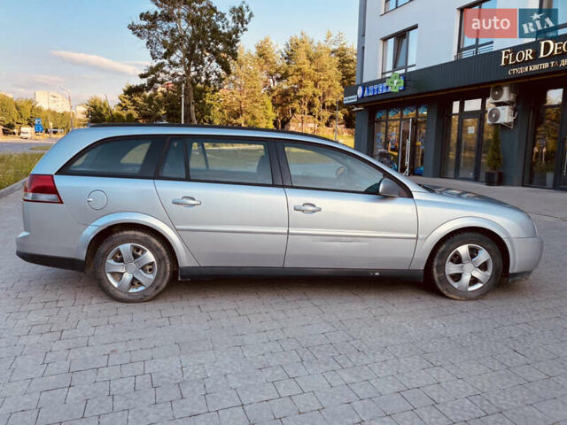 Серый Опель Вектра, объемом двигателя 1.91 л и пробегом 278 тыс. км за 3999 $, фото 14 на Automoto.ua