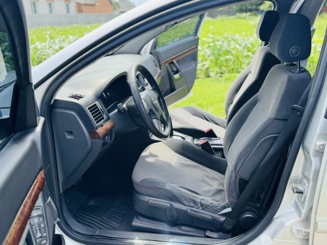 Серый Опель Вектра, объемом двигателя 2.2 л и пробегом 178 тыс. км за 2500 $, фото 8 на Automoto.ua