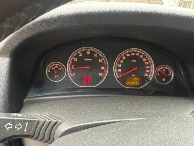 Сірий Опель Вектра, об'ємом двигуна 2.2 л та пробігом 280 тис. км за 2100 $, фото 11 на Automoto.ua