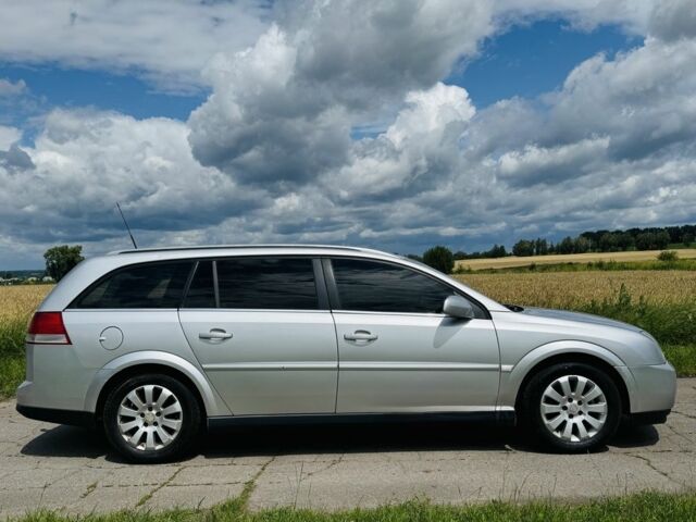 Серый Опель Вектра, объемом двигателя 2.2 л и пробегом 178 тыс. км за 2500 $, фото 5 на Automoto.ua