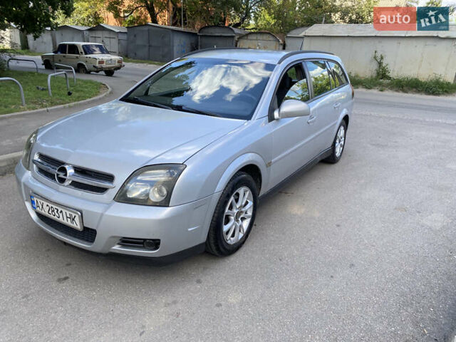 Сірий Опель Вектра, об'ємом двигуна 2.2 л та пробігом 255 тис. км за 3850 $, фото 7 на Automoto.ua