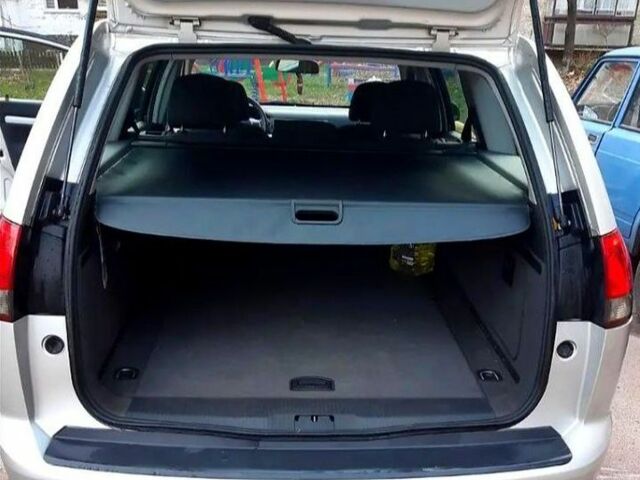 Серый Опель Вектра, объемом двигателя 1 л и пробегом 298 тыс. км за 3500 $, фото 3 на Automoto.ua