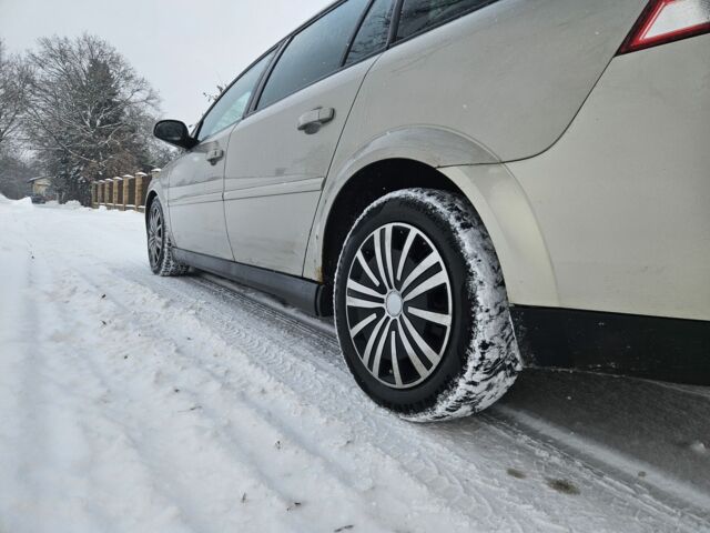 Серый Опель Вектра, объемом двигателя 1.9 л и пробегом 350 тыс. км за 1850 $, фото 4 на Automoto.ua