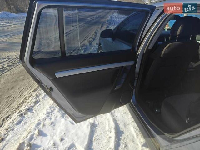 Сірий Опель Вектра, об'ємом двигуна 1.91 л та пробігом 362 тис. км за 3900 $, фото 16 на Automoto.ua