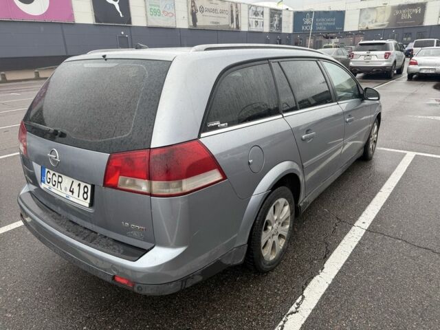 Серый Опель Вектра, объемом двигателя 1.9 л и пробегом 329 тыс. км за 2200 $, фото 2 на Automoto.ua