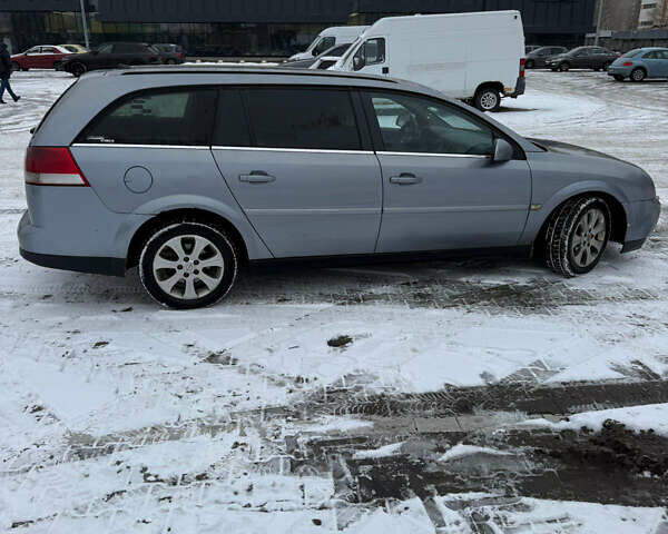 Серый Опель Вектра, объемом двигателя 1.9 л и пробегом 330 тыс. км за 1999 $, фото 2 на Automoto.ua