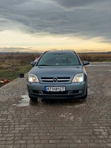 Серый Опель Вектра, объемом двигателя 2.2 л и пробегом 287 тыс. км за 4000 $, фото 7 на Automoto.ua