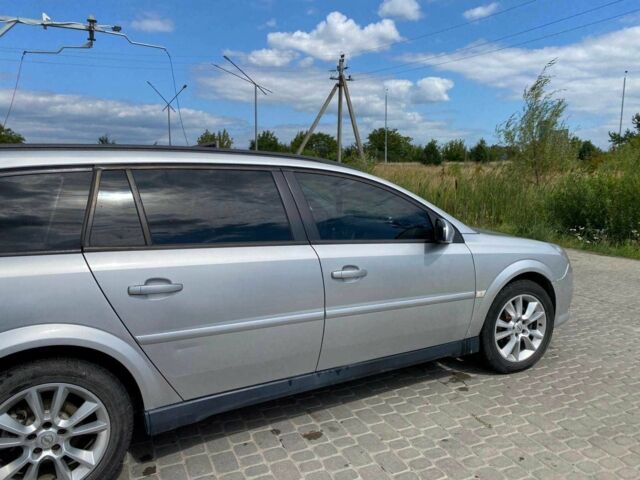 Серый Опель Вектра, объемом двигателя 1.9 л и пробегом 313 тыс. км за 4300 $, фото 4 на Automoto.ua