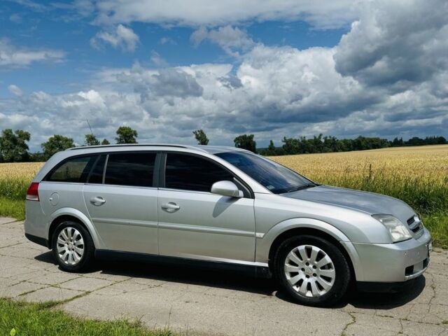 Серый Опель Вектра, объемом двигателя 2.2 л и пробегом 178 тыс. км за 2500 $, фото 4 на Automoto.ua