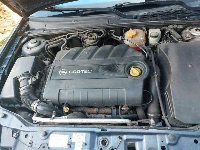 Серый Опель Вектра, объемом двигателя 1.9 л и пробегом 333 тыс. км за 5000 $, фото 12 на Automoto.ua