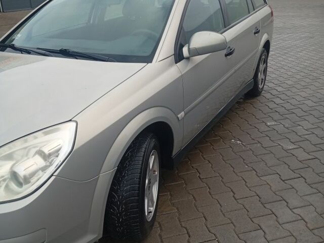 Сірий Опель Вектра, об'ємом двигуна 0 л та пробігом 300 тис. км за 2400 $, фото 4 на Automoto.ua