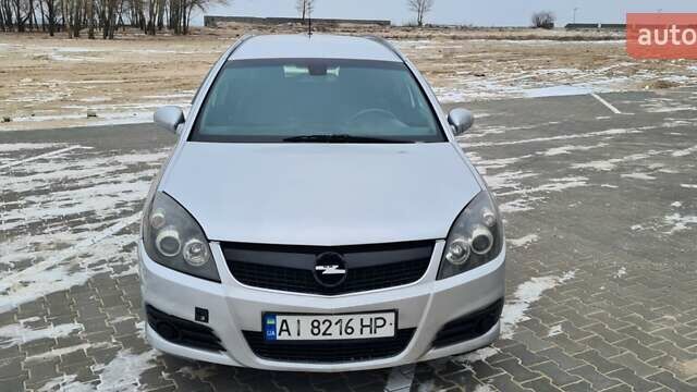 Серый Опель Вектра, объемом двигателя 2.96 л и пробегом 326 тыс. км за 4000 $, фото 26 на Automoto.ua