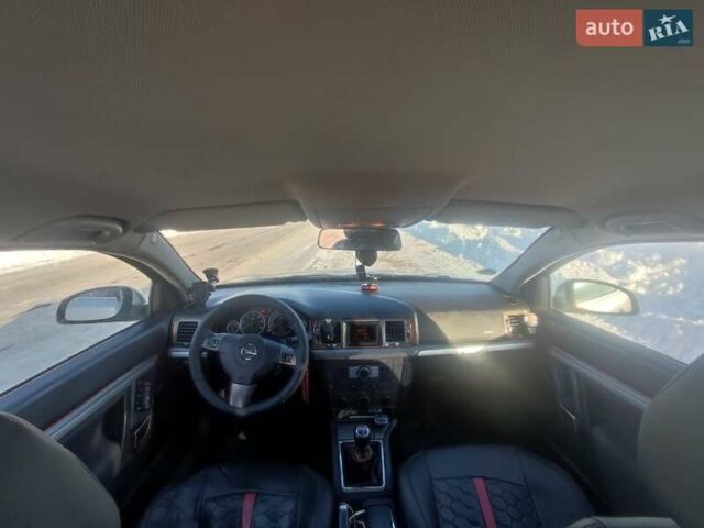 Сірий Опель Вектра, об'ємом двигуна 1.9 л та пробігом 359 тис. км за 5000 $, фото 14 на Automoto.ua