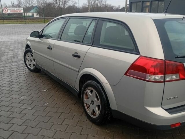 Серый Опель Вектра, объемом двигателя 0 л и пробегом 300 тыс. км за 2400 $, фото 19 на Automoto.ua