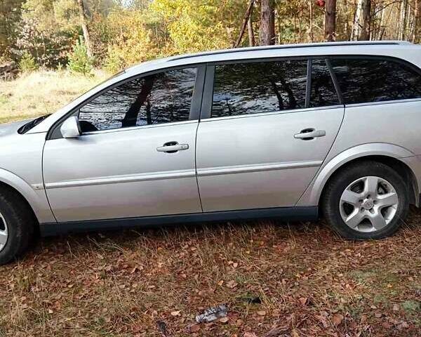 Серый Опель Вектра, объемом двигателя 1.8 л и пробегом 282 тыс. км за 5000 $, фото 5 на Automoto.ua