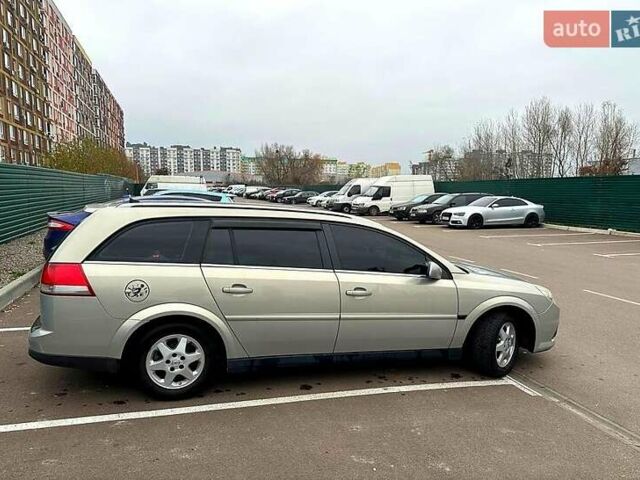 Серый Опель Вектра, объемом двигателя 1.9 л и пробегом 288 тыс. км за 5300 $, фото 2 на Automoto.ua