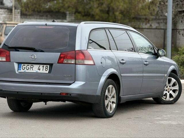 Серый Опель Вектра, объемом двигателя 1.9 л и пробегом 222 тыс. км за 2400 $, фото 10 на Automoto.ua