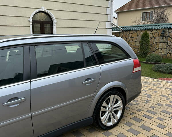 Сірий Опель Вектра, об'ємом двигуна 1.91 л та пробігом 264 тис. км за 3950 $, фото 5 на Automoto.ua