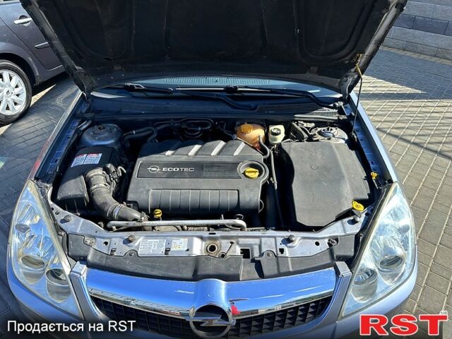 Серый Опель Вектра, объемом двигателя 1.9 л и пробегом 300 тыс. км за 5900 $, фото 1 на Automoto.ua